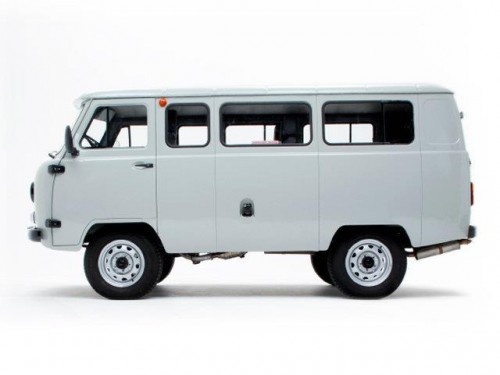 Характеристики минивэна УАЗ Буханка 2.8 MT 2206 Автобус 9-11 мест (01.1985 - 05.2007): фото, места, вместимость, скорость, двигатель, топливо, отзывы