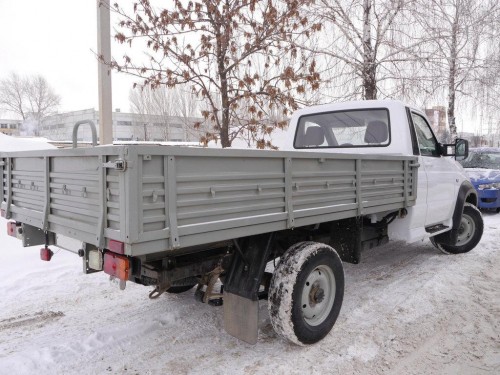 Характеристики грузового автомобиля УАЗ Профи 2.7 MT Комфорт Стандартное шасси 4дв. (10.2017 - 11.2018): фото, грузоподъемность, масса, скорость, двигатель, топливо, отзывы