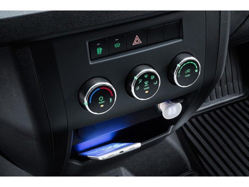 Характеристики грузового автомобиля УАЗ Профи 2.7 MT Комфорт Широкое шасси (12.2018 - 11.2020): фото, грузоподъемность, масса, скорость, двигатель, топливо, отзывы