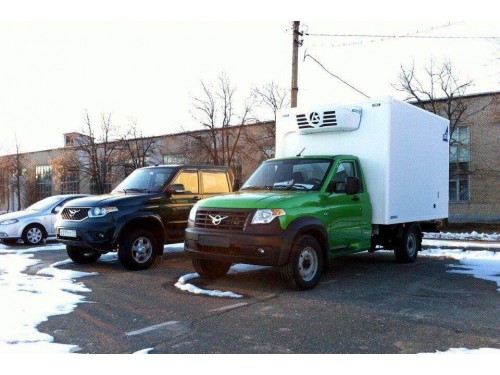 Характеристики грузового автомобиля УАЗ Профи 2.7 MT Комфорт Широкое шасси (12.2018 - 11.2020): фото, грузоподъемность, масса, скорость, двигатель, топливо, отзывы