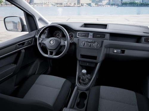 Характеристики грузового фургона Volkswagen Caddy 2.0 TDI MT Kasten (09.2015 - 03.2020): фото, размеры, грузоподъемность, масса, скорость, двигатель, топливо, отзывы