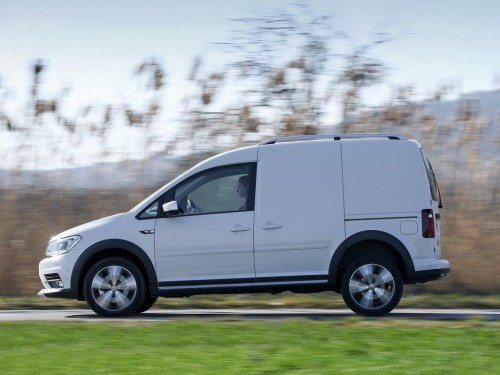 Характеристики грузового фургона Volkswagen Caddy 2.0 TDI MT Kasten (09.2015 - 03.2020): фото, размеры, грузоподъемность, масса, скорость, двигатель, топливо, отзывы
