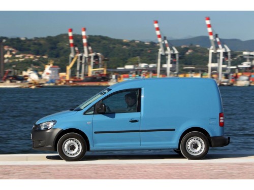 Характеристики грузового фургона Volkswagen Caddy 1.2 TSI Kasten (09.2010 - 08.2015): фото, размеры, грузоподъемность, масса, скорость, двигатель, топливо, отзывы