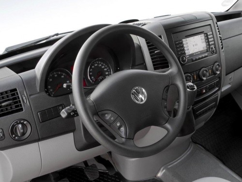 Характеристики грузового автомобиля Volkswagen Crafter 2.0 biTDI MT Single Cab 30 L3 (04.2012 - 12.2016): фото, грузоподъемность, масса, скорость, двигатель, топливо, отзывы