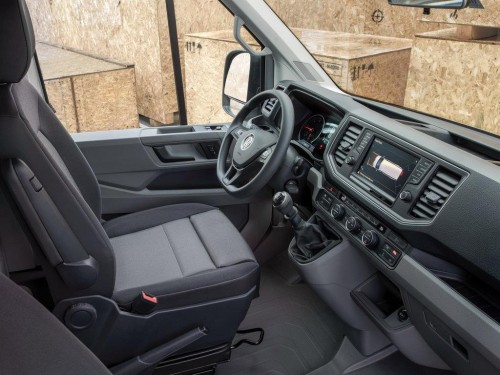 Характеристики автобуса Volkswagen Crafter 2.0 TDI MT Touring Bus 13+1 L5H3 (07.2020 - н.в.): фото, места, схема, вместимость, скорость, двигатель, топливо, масса, отзывы