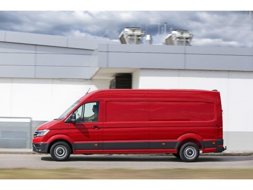 Характеристики грузового фургона Volkswagen Crafter 2.0 biTDI MT Kasten 55 L3H2 (10.2021 - н.в.): фото, размеры, грузоподъемность, масса, скорость, двигатель, топливо, отзывы