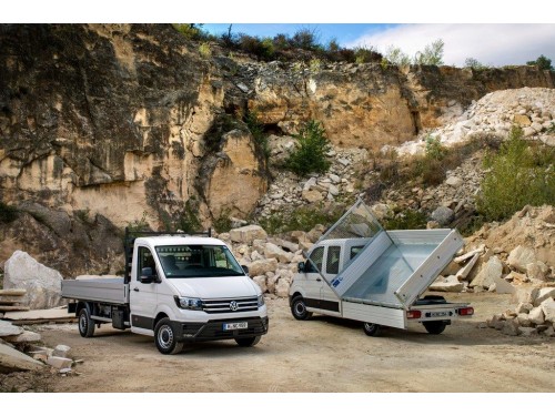 Характеристики грузового автомобиля Volkswagen Crafter 2.0 biTDI MT Double Cab 50 L3 (10.2021 - н.в.): фото, грузоподъемность, масса, скорость, двигатель, топливо, отзывы