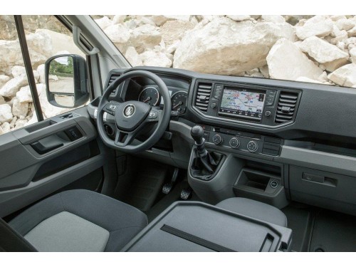 Характеристики грузового автомобиля Volkswagen Crafter 2.0 biTDI MT Double Cab 50 L3 (10.2021 - н.в.): фото, грузоподъемность, масса, скорость, двигатель, топливо, отзывы