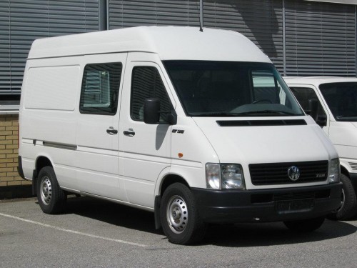 Характеристики грузового фургона Volkswagen LT 2.5 TDI MT Kastenwagen 28KKA 2.590 kg (05.1999 - 07.2006): фото, размеры, грузоподъемность, масса, скорость, двигатель, топливо, отзывы