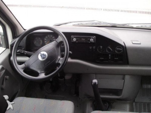 Характеристики грузового автомобиля Volkswagen LT 2.3 MPI MT Double Cab 28MFD Medium Base (05.1996 - 11.2001): фото, грузоподъемность, масса, скорость, двигатель, топливо, отзывы