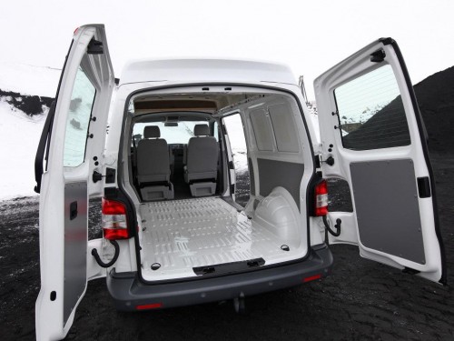 Характеристики грузового фургона Volkswagen Transporter 2.0 biTDI Kasten Long High roof (08.2009 - 07.2015): фото, размеры, грузоподъемность, масса, скорость, двигатель, топливо, отзывы