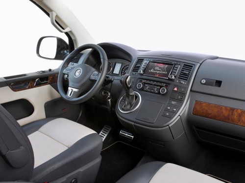 Характеристики грузового автомобиля Volkswagen Transporter 2.0 TDI Double Cab Long (08.2009 - 07.2015): фото, грузоподъемность, масса, скорость, двигатель, топливо, отзывы