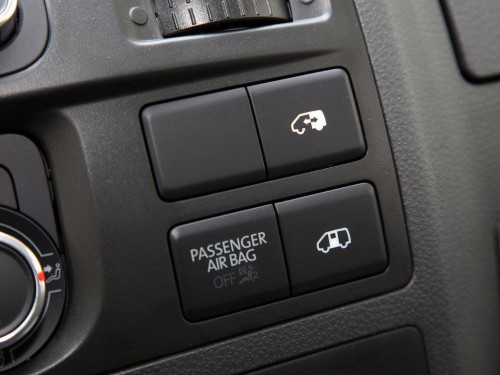 Характеристики грузового автомобиля Volkswagen Transporter 2.0 TDI Double Cab Long (08.2009 - 07.2015): фото, грузоподъемность, масса, скорость, двигатель, топливо, отзывы