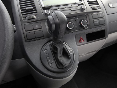 Характеристики грузового автомобиля Volkswagen Transporter 2.0 TDI Double Cab Long (08.2009 - 07.2015): фото, грузоподъемность, масса, скорость, двигатель, топливо, отзывы
