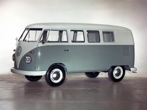 Характеристики грузового фургона Volkswagen Type 2 1.2 MT 1200 Kombi (01.1960 - 12.1962): фото, размеры, грузоподъемность, масса, скорость, двигатель, топливо, отзывы