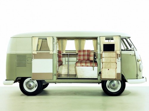 Характеристики грузового фургона Volkswagen Type 2 1.2 MT 1200 Kombi (01.1960 - 12.1962): фото, размеры, грузоподъемность, масса, скорость, двигатель, топливо, отзывы