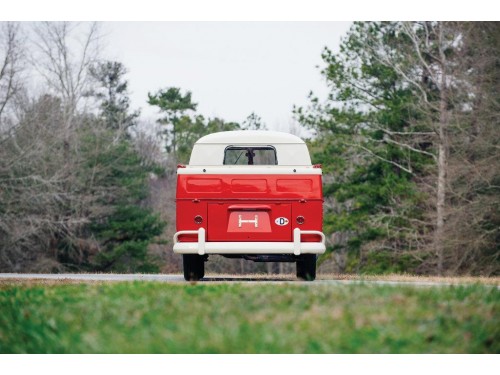 Характеристики грузового автомобиля Volkswagen Type 2 1.2 MT 1200 Double Cab (01.1960 - 12.1962): фото, грузоподъемность, масса, скорость, двигатель, топливо, отзывы