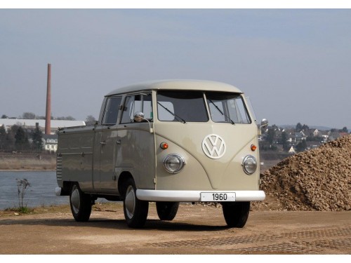 Характеристики грузового автомобиля Volkswagen Type 2 1.2 MT 1200 Double Cab (01.1960 - 12.1962): фото, грузоподъемность, масса, скорость, двигатель, топливо, отзывы