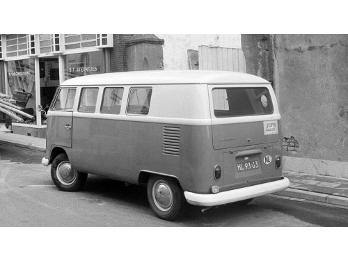 Характеристики грузового фургона Volkswagen Type 2 1.2 MT 1200 Kombi (01.1963 - 12.1964): фото, размеры, грузоподъемность, масса, скорость, двигатель, топливо, отзывы