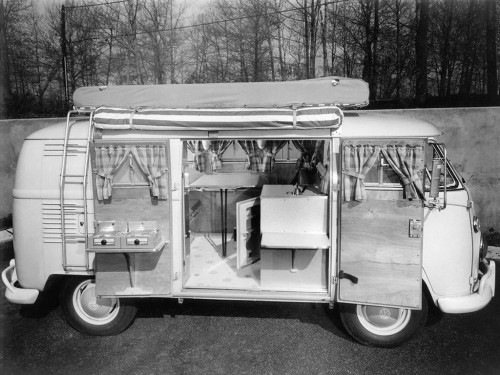 Характеристики грузового фургона Volkswagen Type 2 1.5 MT 1500 Westfalia Camper (01.1963 - 12.1965): фото, размеры, грузоподъемность, масса, скорость, двигатель, топливо, отзывы