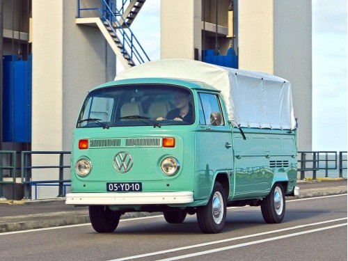 Характеристики грузового автомобиля Volkswagen Type 2 1.7 MT 1700 Double Cab (08.1972 - 01.1973): фото, грузоподъемность, масса, скорость, двигатель, топливо, отзывы