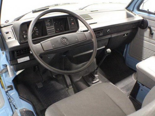 Характеристики грузового фургона Volkswagen Type 2 2.1 MT 2100  Cargo Van High Roof (02.1985 - 07.1991): фото, размеры, грузоподъемность, масса, скорость, двигатель, топливо, отзывы