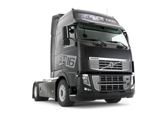 Характеристики седельного тягача Volvo FH 12.8 MT9 4x2 Tractor FH13 42T B3LC1 Air 3700 (08.2008 - 08.2012): фото, размеры, грузоподъемность, масса, скорость, двигатель, топливо, отзывы