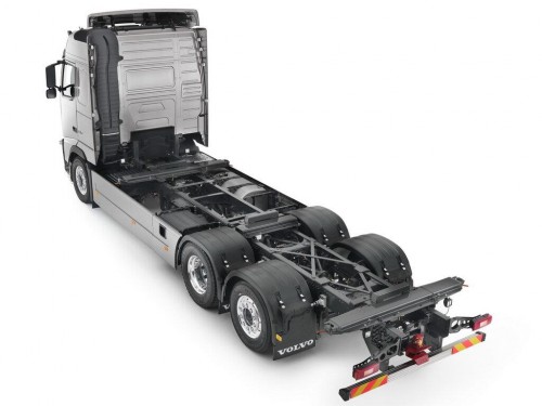 Характеристики тягача Volvo FH 12.8 MT14 4x2 Rigid FH13 42R B3HD1 Air 3500 (08.2008 - 08.2012): фото, размеры, грузоподъемность, масса, скорость, двигатель, топливо, отзывы