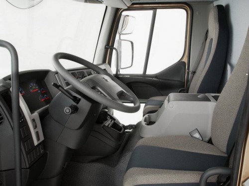 Характеристики тягача Volvo FL 5.1 MT 4x2 Rigid FL510 R 510L Steel 3250 (05.2013 - н.в.): фото, размеры, грузоподъемность, масса, скорость, двигатель, топливо, отзывы