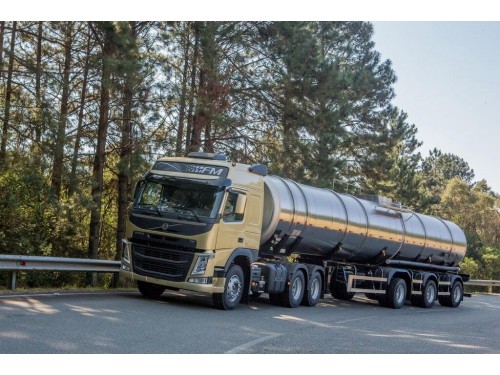 Характеристики седельного тягача Volvo FM 10.8 I-SHIFT 4x2 Tractor FM D11 42 T1HL Leaf 3600 (04.2013 - н.в.): фото, размеры, грузоподъемность, масса, скорость, двигатель, топливо, отзывы