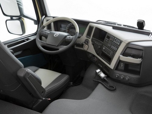 Характеристики тягача Volvo FM 10.8 I-SHIFT 4x2 Rigid FM D11 42R 1A Air 4900 (04.2013 - н.в.): фото, размеры, грузоподъемность, масса, скорость, двигатель, топливо, отзывы