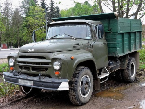 Характеристики бортового грузовика ЗИЛ ММЗ-550 6.0 MT 554 Сельскохозяйственный самосвал (10.1964 - 01.1966): фото, грузоподъемность, масса, скорость, двигатель, топливо, отзывы